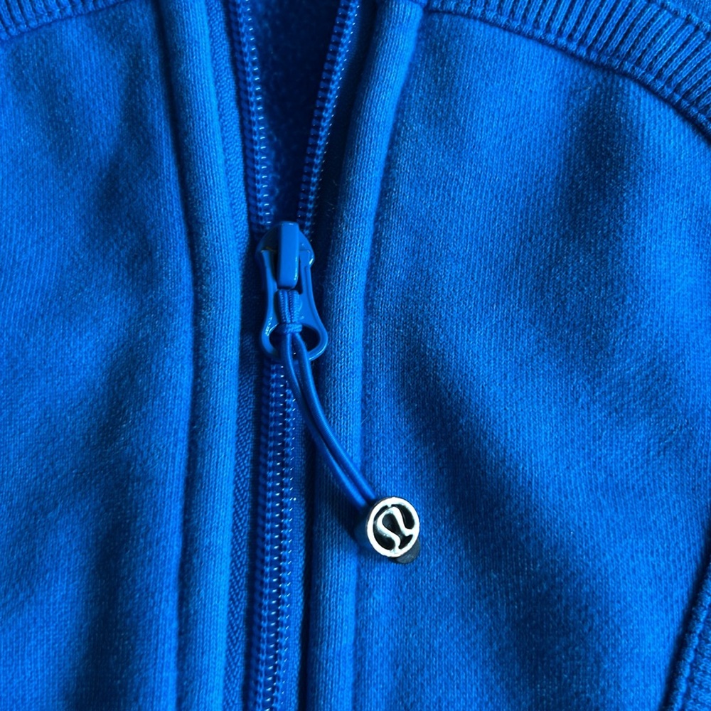 LULULEMON Scuba hoodie - Picture 2 of 3